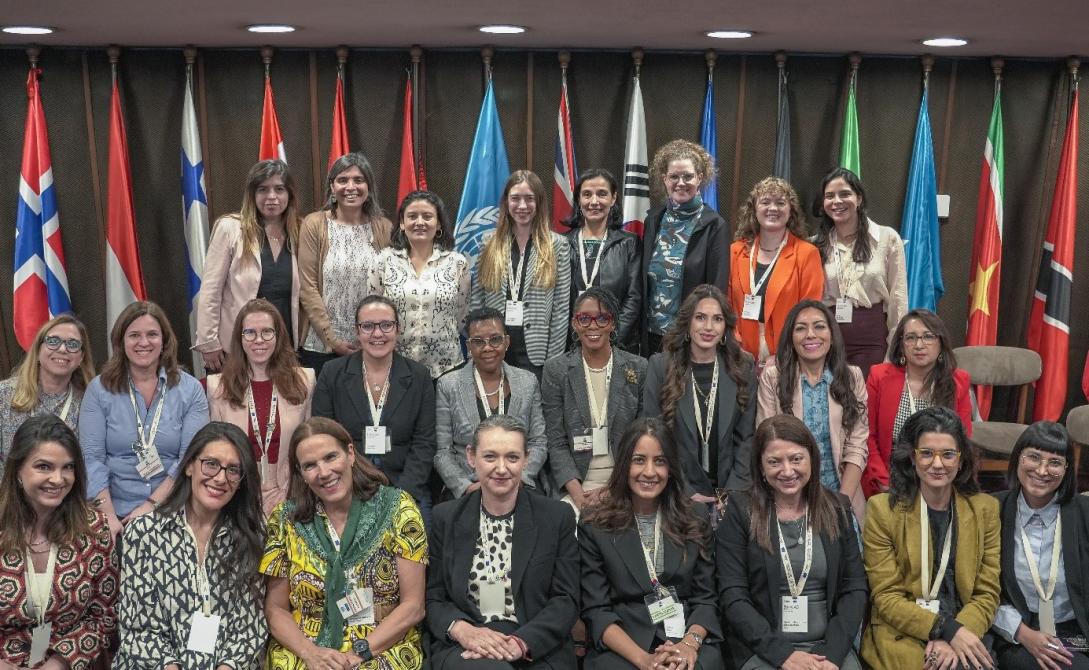 Mulheres prontas para liderar a transformação digital na América Latina e no Caribe